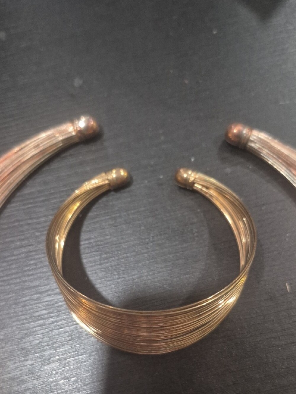 Vintage Gold-tone Collar Necklace and Cuff Bracelet Set - Picture 4 of 7